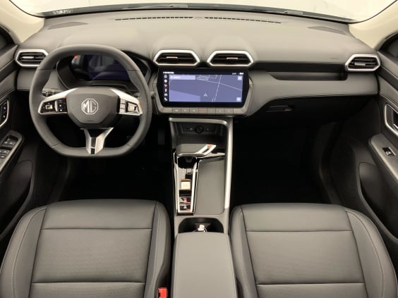 MG ZS 1.5 L Hybrid+ 197 ch Luxury Cosmic Silver 
