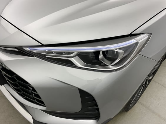 MG ZS 1.5 L Hybrid+ 197 ch Luxury Cosmic Silver 
