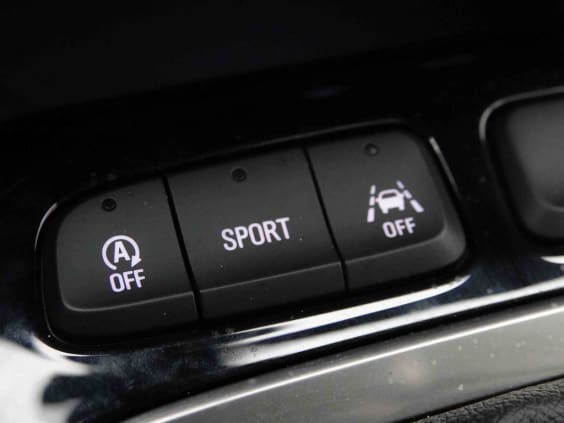 Opel Corsa 1.2 T 100 GS Line Blanc