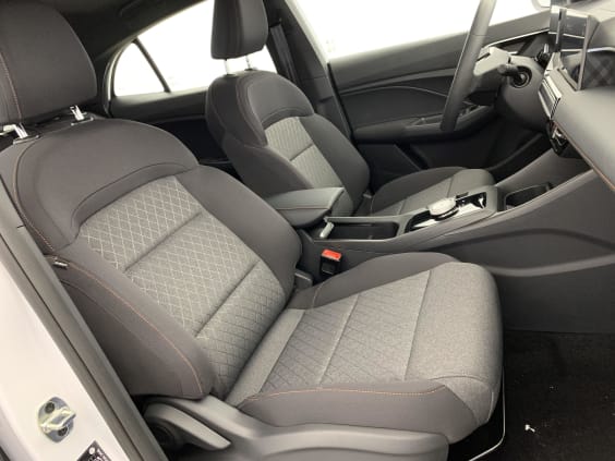 MG MG3 1.5 L Hybrid+ 195 ch Comfort Dover White 
