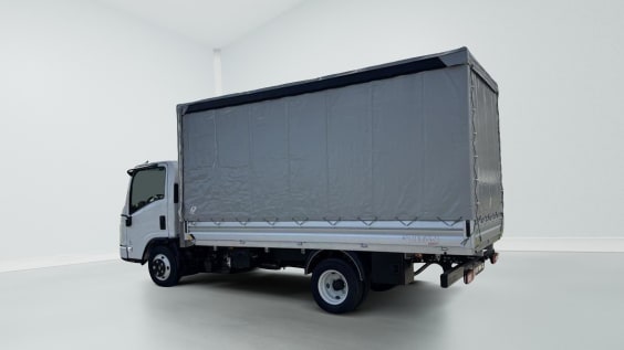 Isuzu M27 SERIE BLEU H 3350 Blanc