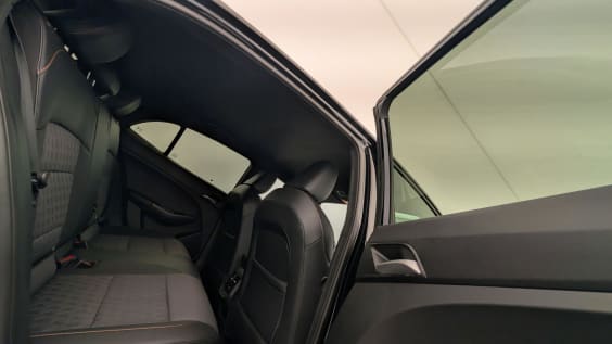 MG MG3 1.5 L Hybrid+ 195 ch Luxury Pebble Black