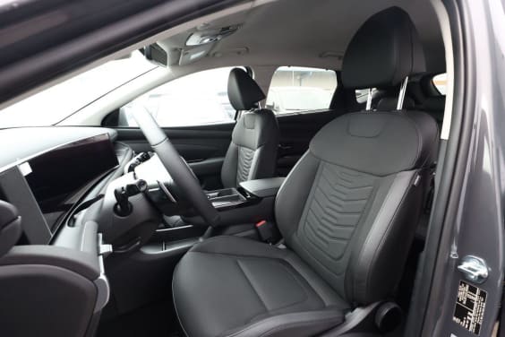 Hyundai Tucson 136 MHEV TREND Gris