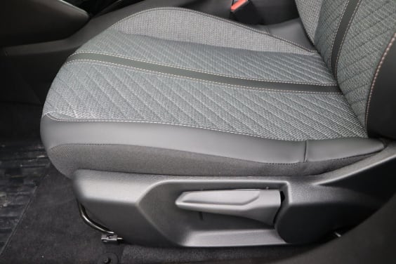 Peugeot 2008 Allure 1.2 Turbo 100 hp Man.6 Grey