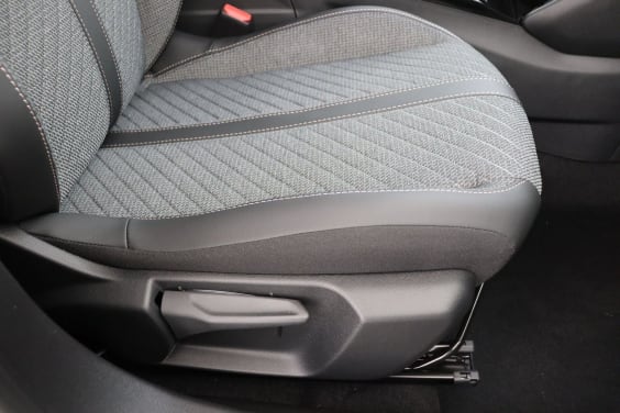 Peugeot 2008 Allure 1.2 Turbo 100 hp Man.6 Grey