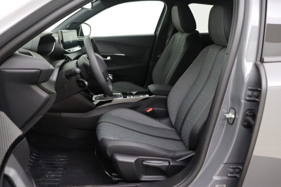 Peugeot 2008 Allure 1.2 Turbo 100 hp Man.6 Grey