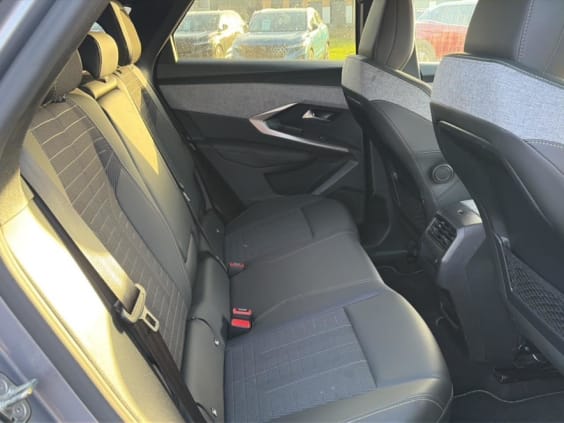 Peugeot 3008 1.2 hybrid 145 gt e-dcs6 Gris