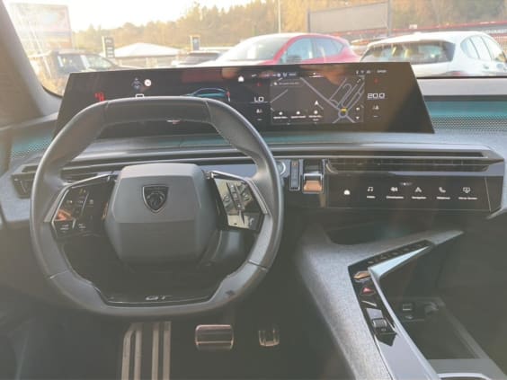 Peugeot 3008 1.2 hybrid 145 gt e-dcs6 Gris