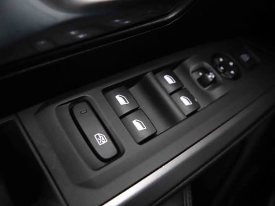 Peugeot 5008 145 e-DCS6 HYBRID Allure 7PL Blanc