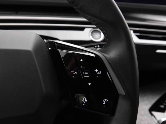 Peugeot 5008 145 e-DCS6 HYBRID Allure 7PL Blanc