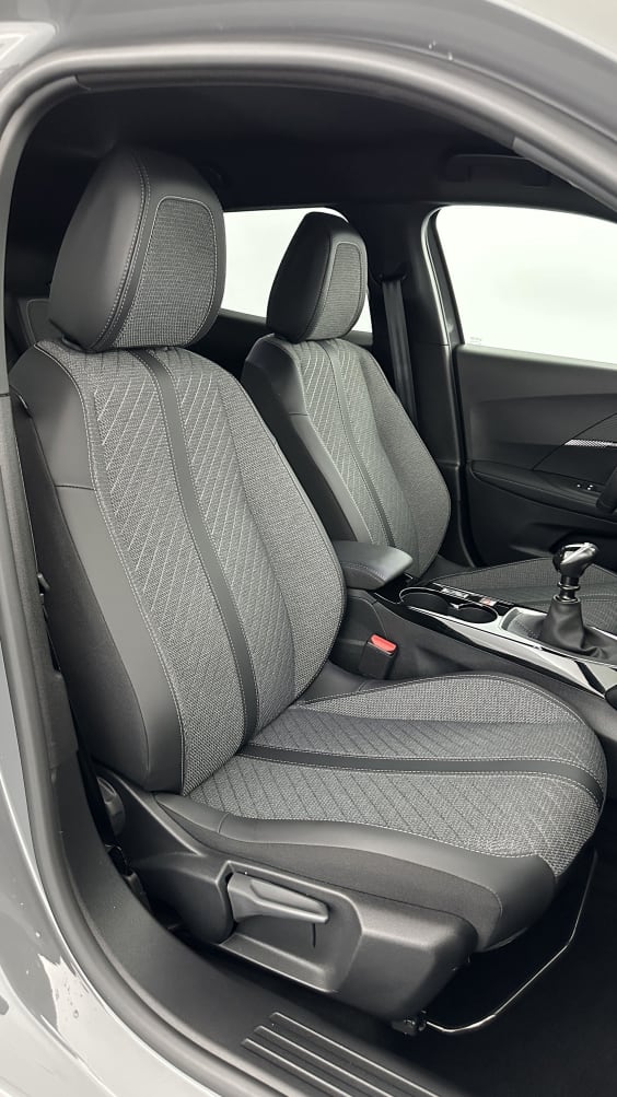 Peugeot 2008 2008 1.2 Puretech 100ch Allure Gris Selenium