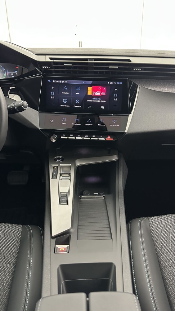 Peugeot 308 308 1.2 Hybrid 136ch Allure e-DCS6 Blanc Okenite