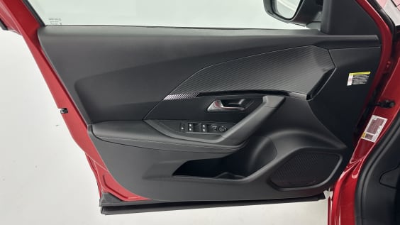 Peugeot 2008 2008 II 1.2 Hybrid 145ch Allure e-DCS6 Rouge Elixir
