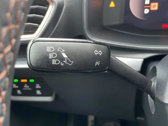 Cupra Formentor FORMENTOR 1.5 eTSI 150CH DSG7 Gris Magnetique Metal
