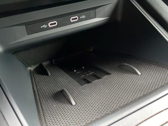 Cupra Formentor FORMENTOR 1.5 eTSI 150CH DSG7 Gris Magnetique Metal
