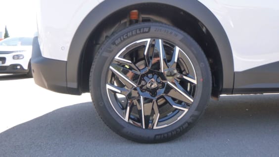 Peugeot 3008 Hybrid 145 e-DCS6 GT Blanc Okénite