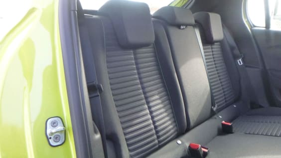 Peugeot 208 PureTech 75 S&S BVM5 Active Jaune Agueda