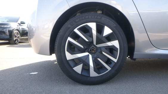 Peugeot 208 PureTech 75 S&S BVM5 Active gris artense