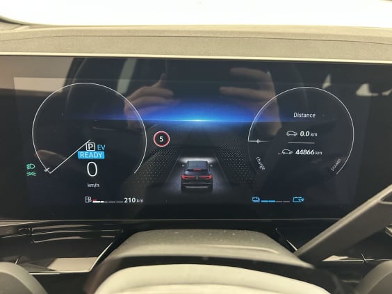 Renault Austral E-Tech hybrid 200 Evolution Bleu