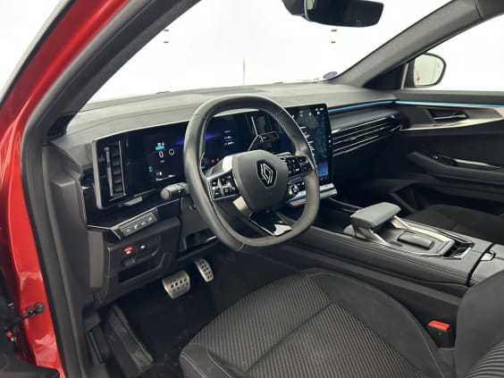 Renault Austral E-Tech hybrid 200 Iconic esprit Alpine Rouge