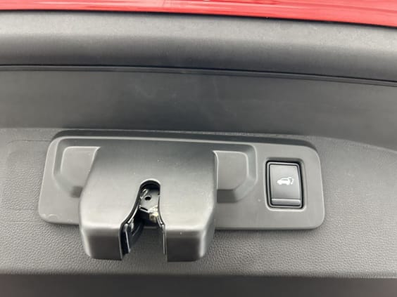 Renault Austral E-Tech hybrid 200 Iconic esprit Alpine Rouge