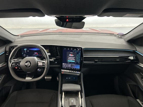 Renault Austral E-Tech hybrid 200 Iconic esprit Alpine Rouge