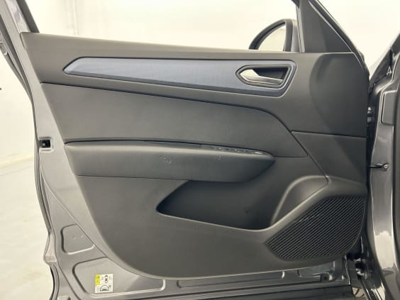 Renault Arkana mild hybrid 140 EDC FAP - 22 Evolution Gris