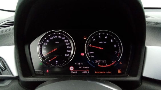 BMW X2 F39 X2 SDRIVE 18I 136 CH BVM6 BUSINESS DESIGN Mineralweiss