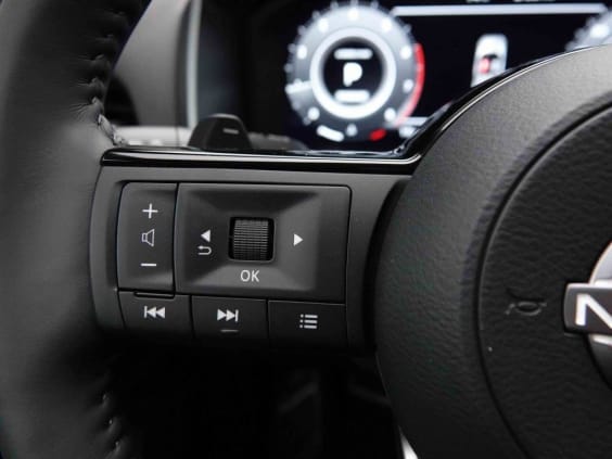 Nissan QASHQAI 1.3 DIG-T MHEV 158 AUT N-CONNECTA Argent