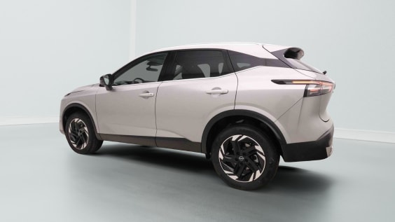 Nissan QASHQAI 1.3 DIG-T MHEV 158 AUT N-CONNECTA Argent