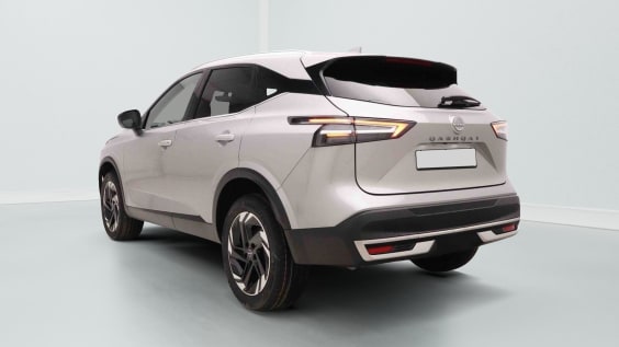 Nissan QASHQAI 1.3 DIG-T MHEV 158 AUT N-CONNECTA Argent