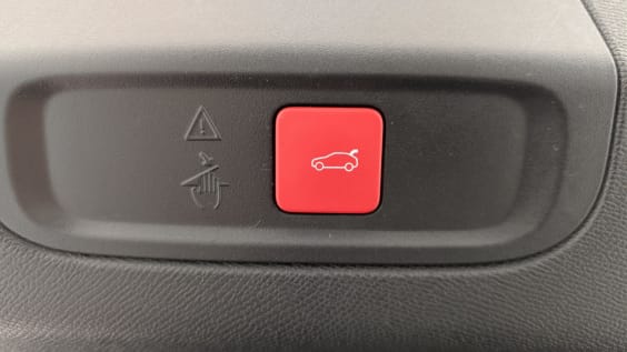 Peugeot 408 Hybrid 145 e-DCS6 GT Rouge Elixir