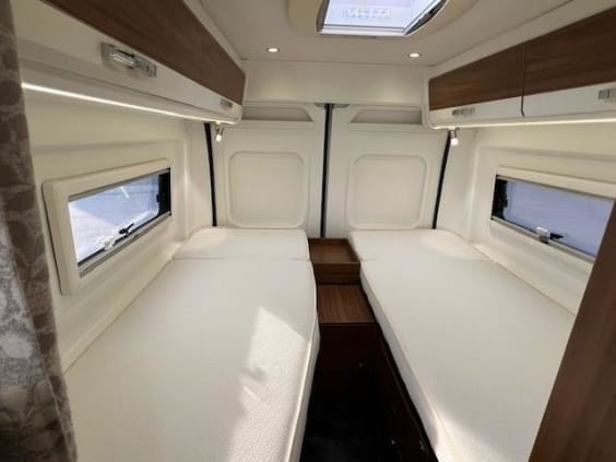 PILOTE V 630 Lits Jumeaux FIAT DUCATO 2.3L 130 CV BVA Blanc