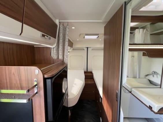 PILOTE V 630 Lits Jumeaux FIAT DUCATO 2.3L 130 CV BVA Blanc