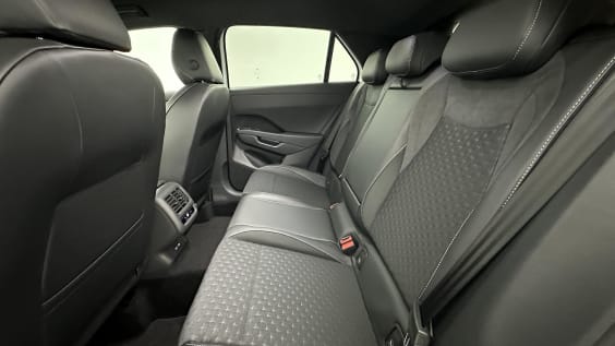 Volkswagen T-roc T-ROC 1.5 eTSI EVO2 Hybrid 150ch R-Line DSG7 Pure White