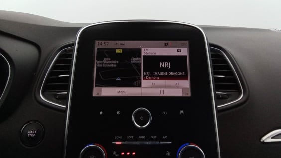Renault Grand Scenic IV Grand Scenic TCe 140 EDC Evolution Noir Etoile