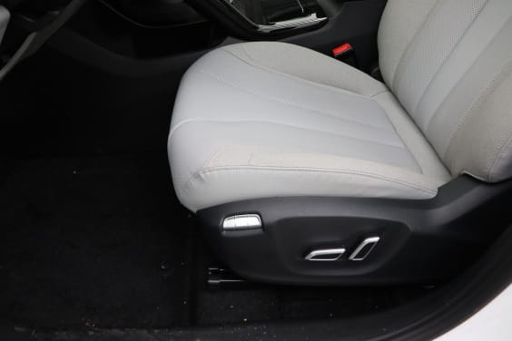 MG MARVEL R Luxury EV 70 kWh RWD White