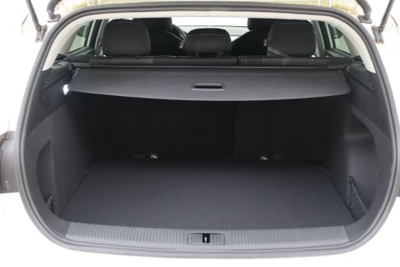 MG MG5 Comfort EV 50 kWh FWD White