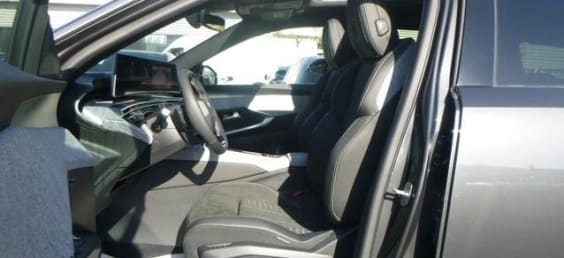 Peugeot 5008 HYBRID 145CH E-DCS6 GT Gris Titane