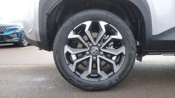 Toyota Yaris Cross Hybride Yaris Cross Hybride 130h 2WD Design Gris Minéral Métallisé