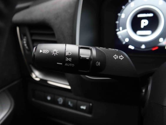 Nissan QASHQAI HYBRID 158 AUT N-DESIGN Gris