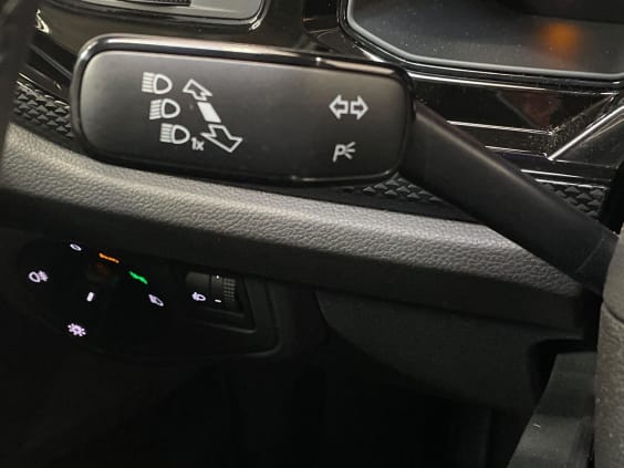 Volkswagen POLO Polo 1.0 TSI 95 S&S BVM5 Life Plus Noir