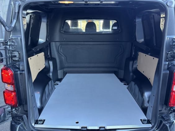 Citroën Jumpy Cabine Approfondie JUMPY CAB APPROFONDIE M BLUEHDI 180 S&S EAT8 Gris Titanium