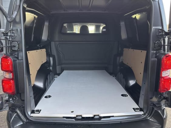 Citroën Jumpy Cabine Approfondie JUMPY CAB APPROFONDIE XL BLUEHDI 180 S&S EAT8 Gris Titanium