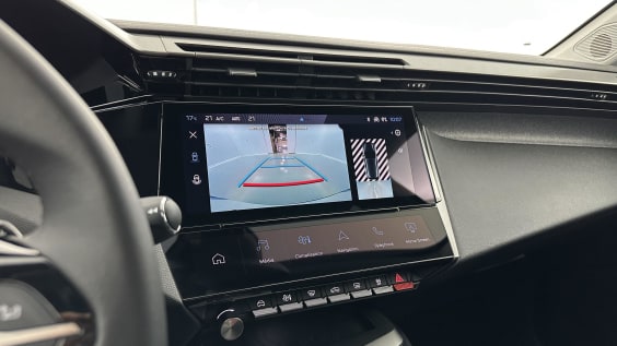 Peugeot 308 308 1.2 Hybrid 136ch Allure e-DCS6 Blanc Okenite