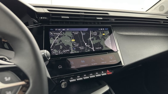 Peugeot 308 308 1.2 Hybrid 136ch Allure e-DCS6 Blanc Okenite
