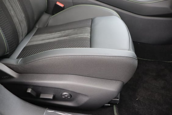 Peugeot 408 GT Hybrid 145 hp e-DSC6 Blue