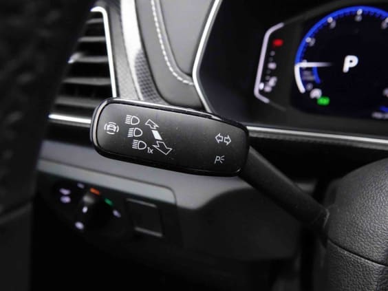 Volkswagen T-cross 1.0 TSi 115 DSG R-Line Rouge