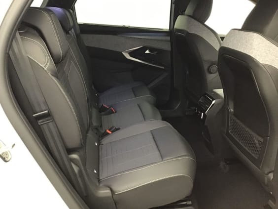Peugeot 5008 Gt 1.2 HYBRID 145 Blanc Okenite