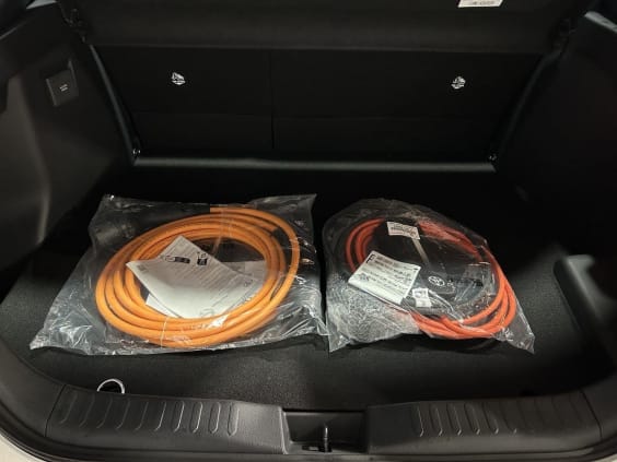 Toyota C-HR Design 2.0 PLUG-IN HYBRID 225 Blanc